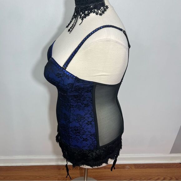 NWT Baci Blue/Black Corset with Garter Belt‎ and Thong Panties - 3X (16-20) - Picture 10 of 16